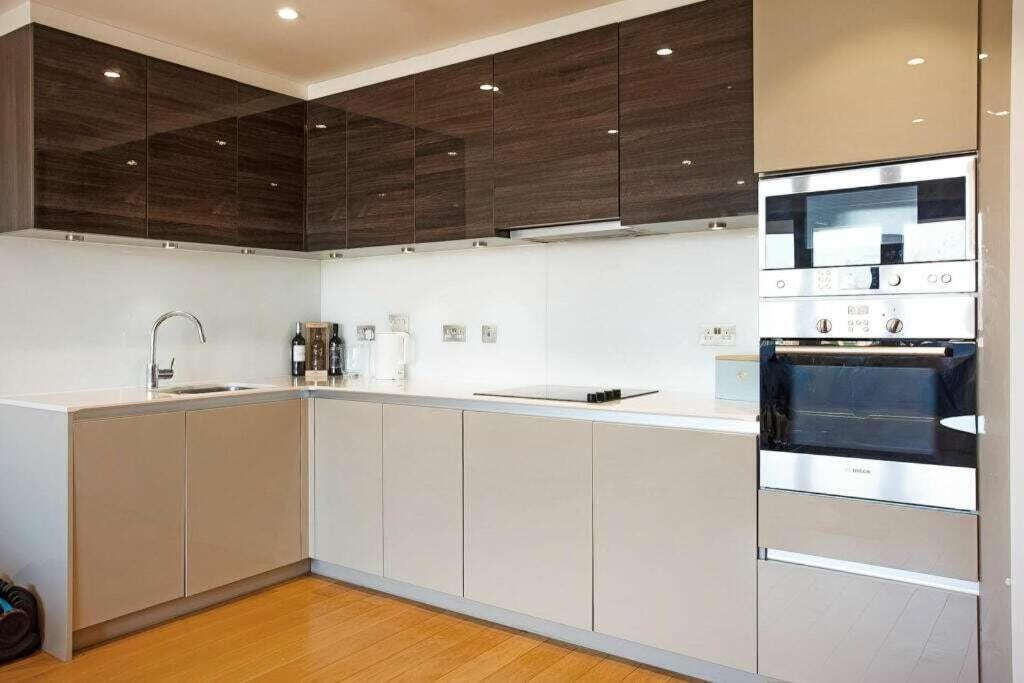 Апартаменты Auracasa 2 Bed O2 Canning *