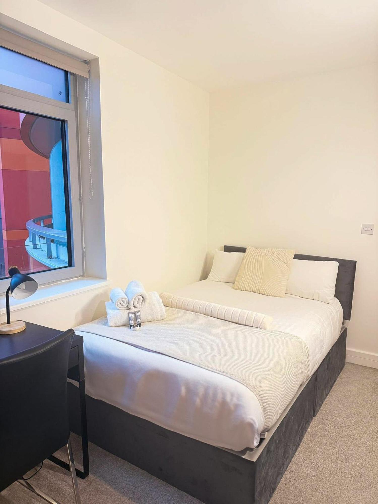 Апартаменты Auracasa 2 Bed O2 Canning